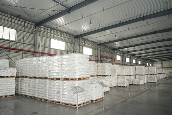 Stóras earraí críochnaithe